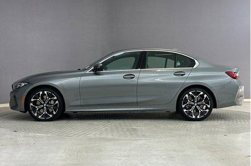 2025 BMW 330 i