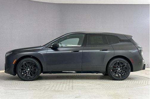 2026 BMW iX xDrive60