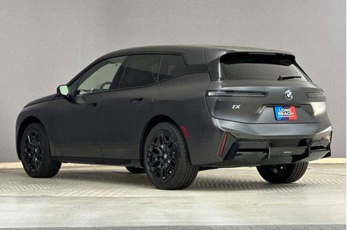 2026 BMW iX xDrive60