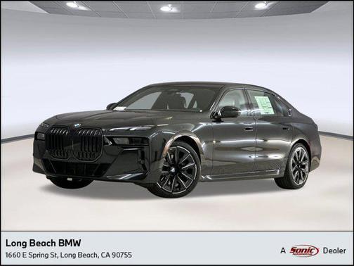 2026 BMW 740 740i
