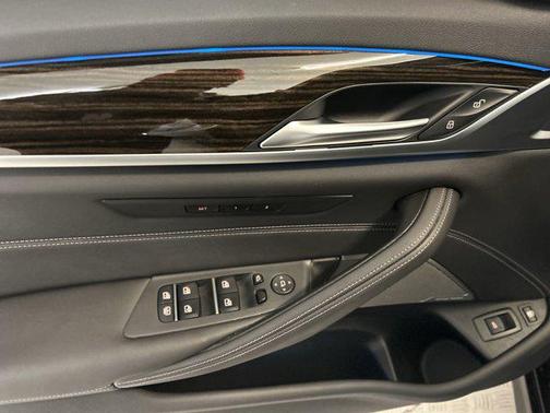 2023 BMW 530e Base