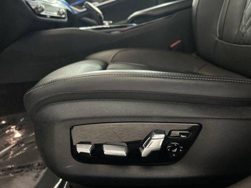 2023 BMW 530e Base