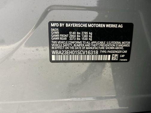 2025 BMW 740 i