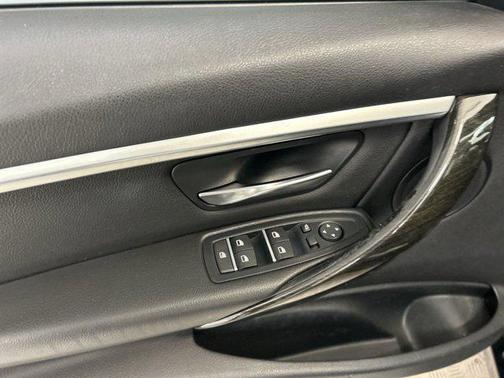 2016 BMW 328 328i