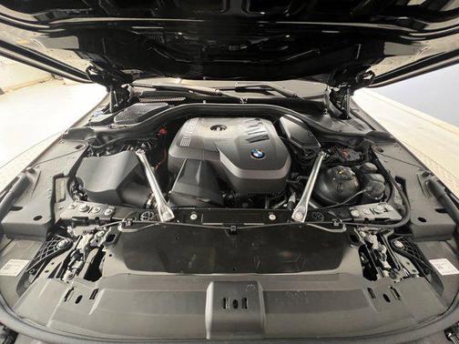 2025 BMW 530 i