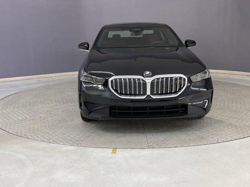 2025 BMW 530 i