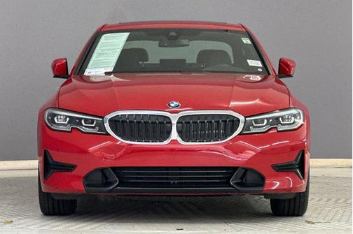 Melbourne Red Metallic 2022 BMW 330 330i
