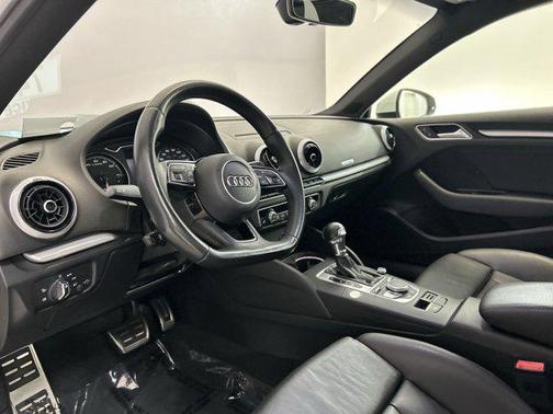2017 Audi A3 e-tron 1.4T Premium