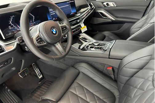 2026 BMW X6 xDrive40i