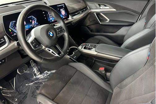 2025 BMW X2 xDrive28i