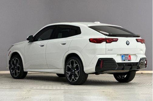 2025 BMW X2 xDrive28i
