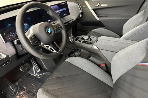 2026 BMW iX xDrive60