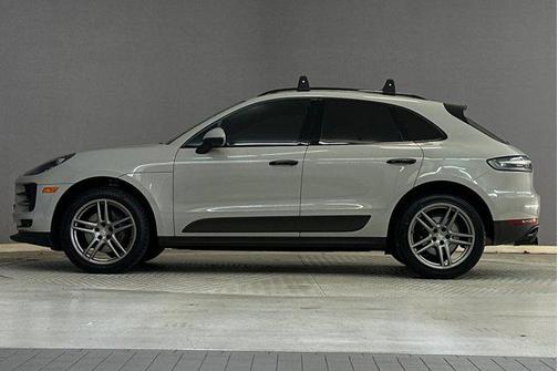 2021 Porsche Macan AWD