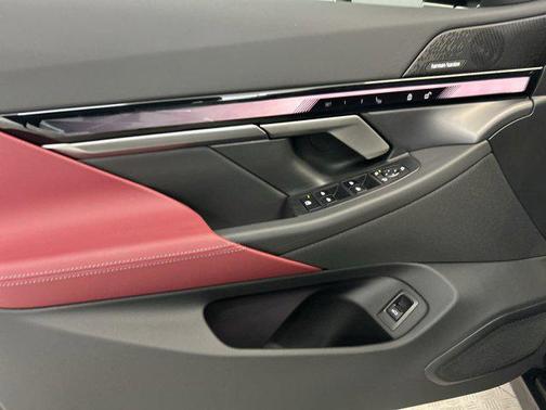 2025 BMW i5 eDrive40