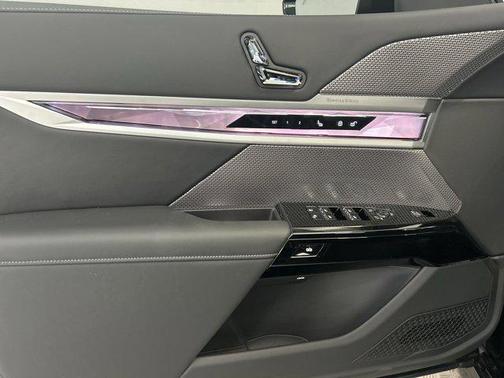 2025 BMW i7 eDrive50