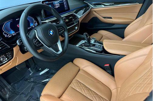 Phytonic Blue Metallic 2023 BMW 530e Base