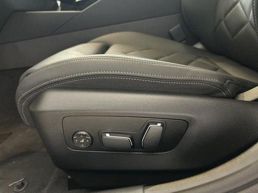 2025 BMW i5 eDrive40