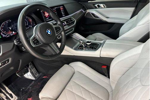 2023 BMW X6 xDrive40i