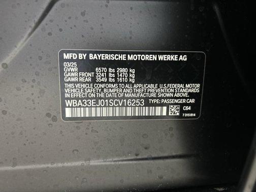 2025 BMW 760 i xDrive