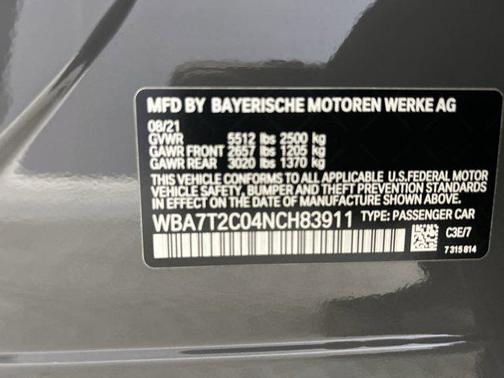 2022 BMW 740 i