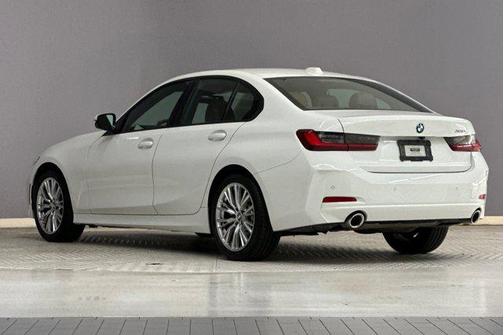 2023 BMW 330 330i