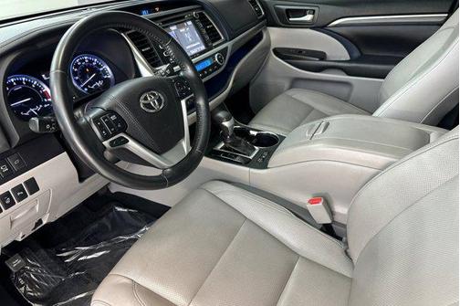 2018 Toyota Highlander Limited Platinum