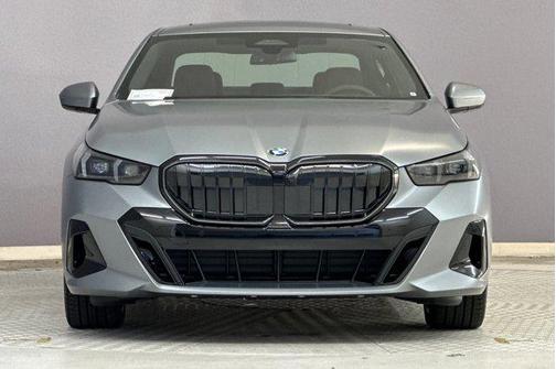 Frozen Pure Grey Metallic 2027 BMW 530 i