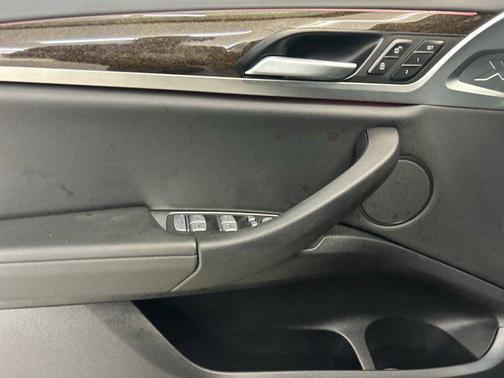 2024 BMW X4 xDrive30i