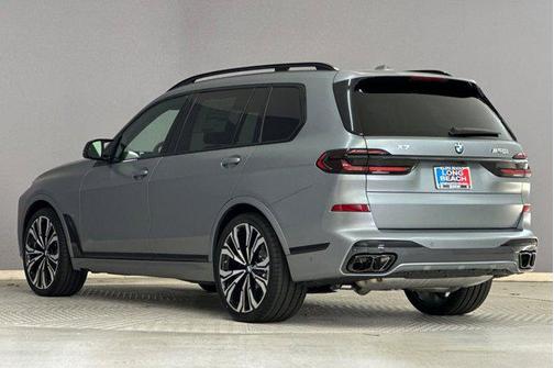 2026 BMW X7 M60i