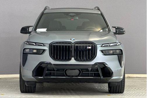 2026 BMW X7 M60i