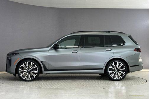 2026 BMW X7 M60i