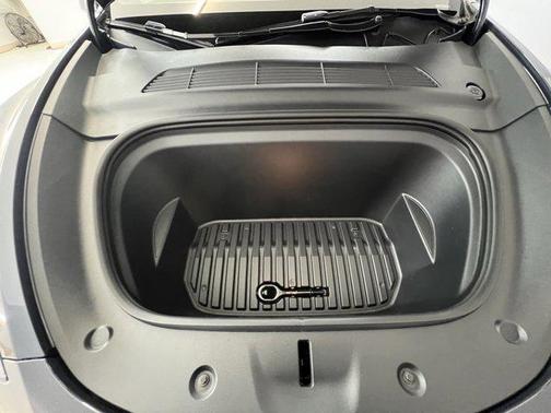 2023 Tesla Model Y Performance Dual Motor All-Wheel Drive