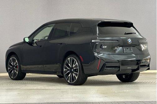 2026 BMW iX xDrive60