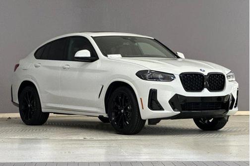 2025 BMW X4 xDrive30i