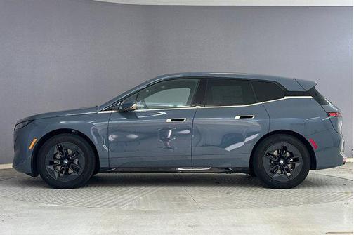 2026 BMW iX xDrive60