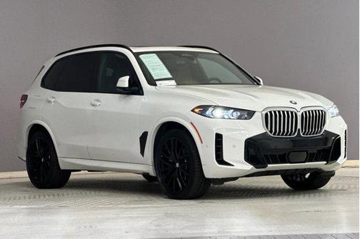 Alpine White 2024 BMW X5 sDrive40i