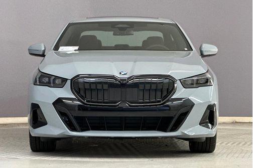 2026 BMW 530 530i