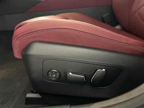 2025 BMW i5 M60