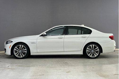 2016 BMW 528 528i