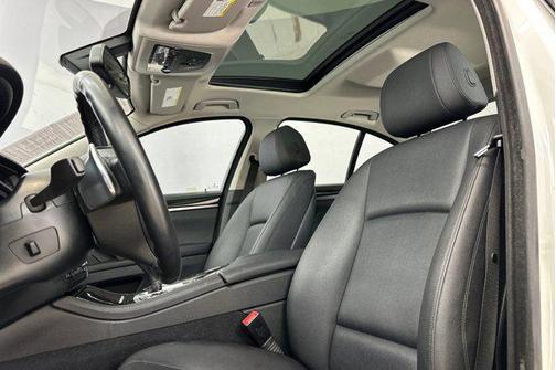 2016 BMW 528 528i