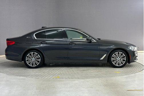2019 BMW 530e iPerformance