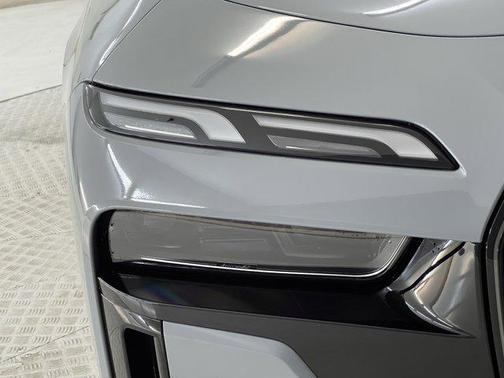2025 BMW 760 i xDrive