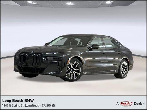 2023 BMW 740 i