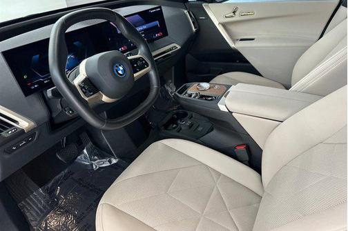 2024 BMW iX xDrive50