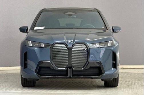 2026 BMW iX xDrive60