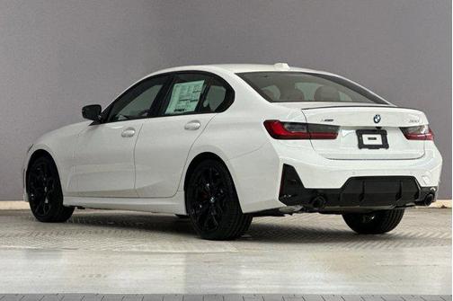 2026 BMW 330 xDrive NA