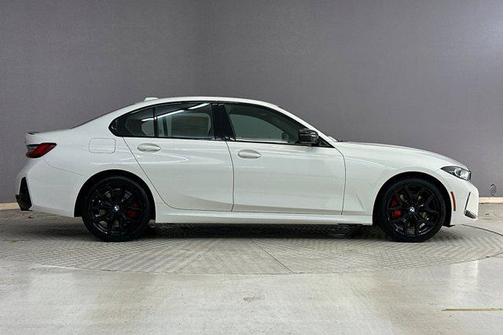 2026 BMW 330 xDrive NA