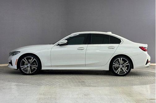 2019 BMW 330 330i