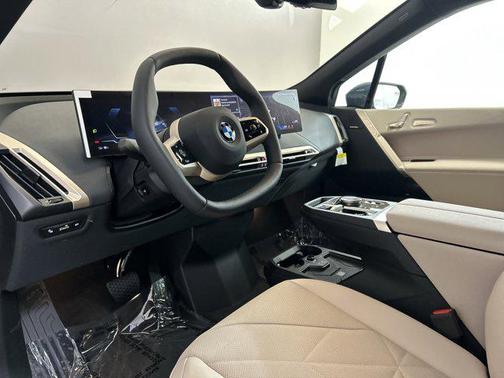 2026 BMW iX xDrive45