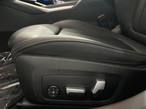 2022 BMW 330 330i